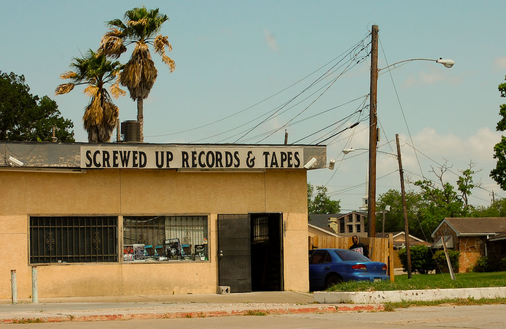screwed_up_records_and_tapes_dsc_0157.jpg